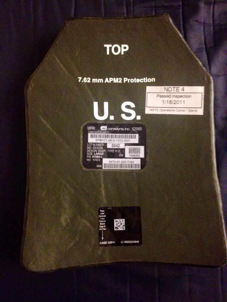 Like new army iotv with esapi lvl4 plates and Kevlar inserts